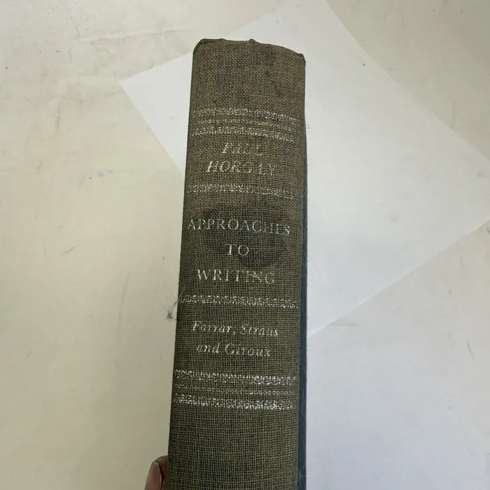 Approaches to Writing by Paul Horgan — spine