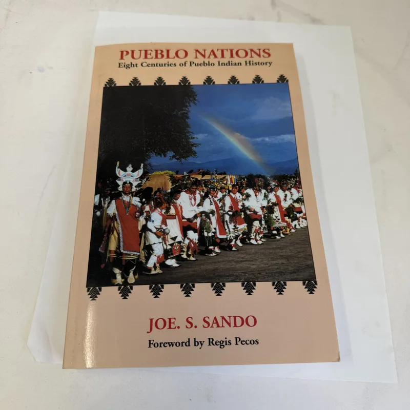 Cover of Pueblo Nations: Eight Centuries of Pueblo Indian History by Joe S. Sando